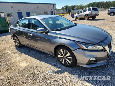 Czwarte zdjęcie samochodu z boku: 2020 NISSAN ALTIMA SL VIN:1N4BL4EV2LC127367 - miniatura