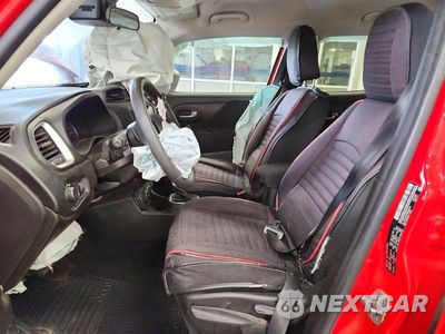 Zdjęcie 7 z 13 samochodu: 2021 JEEP RENEGADE FREEDOM VIN:ZACNJDAB9MPM20105 - miniatura