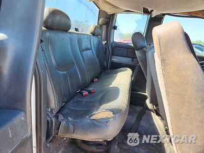 Zdjęcie 10 z 12 samochodu: 2005 CHEVROLET SILVERADO C2500 HEAVY DUTY VIN:1GCHC29U25E306302 - miniatura