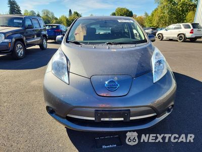 Piąte zdjęcie samochodu w środku: 2017 NISSAN LEAF S VIN:1N4BZ0CP2HC309217 - miniatura
