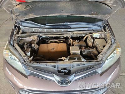 Zdjęcie 12 z 13 samochodu: 2019 TOYOTA SIENNA XLE 8-PASSENGER VIN:5TDYZ3DC3KS012254 - miniatura