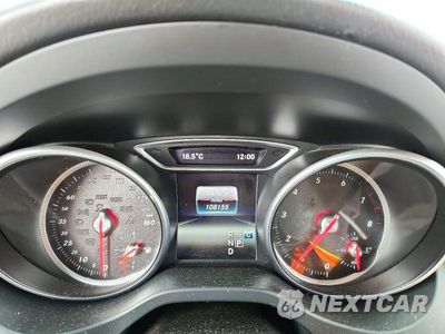 Zdjęcie 9 z 12 samochodu: 2018 MERCEDES-BENZ CLA 250 4MATIC VIN:WDDSJ4GBXJN557299 - miniatura