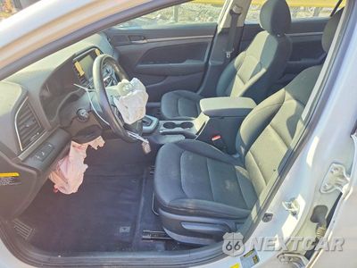 Zdjęcie 7 z 12 samochodu: 2018 HYUNDAI ELANTRA VALUE EDITION VIN:5NPD84LF0JH225914 - miniatura