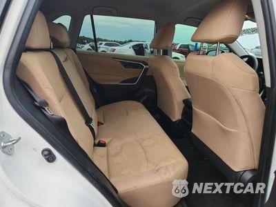 Zdjęcie 11 z 13 samochodu: 2020 TOYOTA RAV4 LE VIN:JTMK1RFV9LD052589 - miniatura