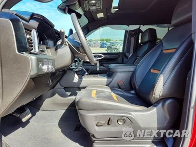 Zdjęcie 7 z 12 samochodu: 2024 GMC SIERRA K2500 AT4 VIN:1GT49PEY5RF452339 - miniatura