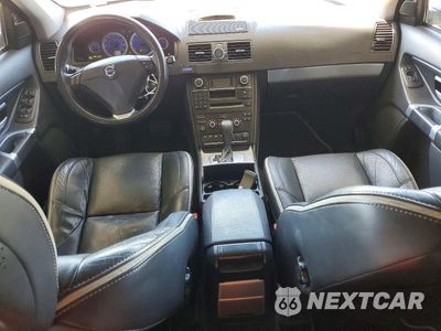 Zdjęcie 8 z 13 samochodu: 2010 VOLVO XC90 VIN:YV4982CT0A1566945 - miniatura