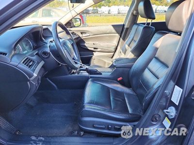 Zdjęcie 7 z 13 samochodu: 2011 HONDA ACCORD SE VIN:1HGCP2F61BA115771 - miniatura