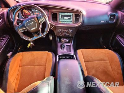 Zdjęcie 8 z 12 samochodu: 2022 DODGE CHARGER SCAT PACK VIN:2C3CDXGJ7NH179458 - miniatura