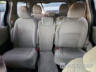 Zdjęcie 10 z 13 samochodu: 2015 TOYOTA SIENNA LE VIN:5TDKK3DC9FS577611 - miniatura