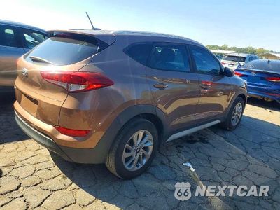 Trzecie zdjęcie samochodu z tyłu: 2017 HYUNDAI TUCSON SE VIN:KM8J33A43HU426277 - miniatura