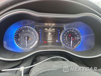 Zdjęcie 9 z 12 samochodu: 2015 CHRYSLER 200 LIMITED VIN:1C3CCCAB6FN605999 - miniatura