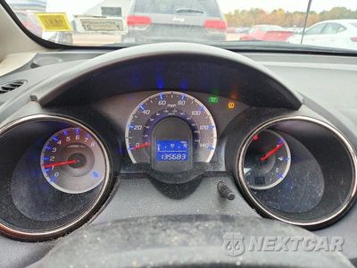 Zdjęcie 9 z 12 samochodu: 2013 HONDA FIT SPORT VIN:JHMGE8H54DC029809 - miniatura