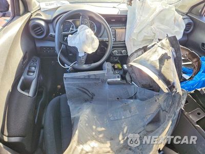 Zdjęcie 8 z 12 samochodu: 2024 NISSAN KICKS S VIN:3N1CP5BV9RL496417 - miniatura