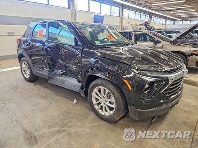 Czwarte zdjęcie samochodu z boku: 2025 CHEVROLET TRAILBLAZER LS VIN:KL79MMSL7SB060162 - miniatura