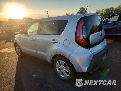 Drugie zdjęcie samochodu z przodu: 2016 KIA SOUL BASE VIN:KNDJN2A27G7864028 - miniatura