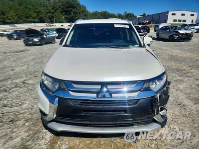 Piąte zdjęcie samochodu w środku: 2017 MITSUBISHI OUTLANDER SE VIN:JA4AD3A3XHZ029784 - miniatura