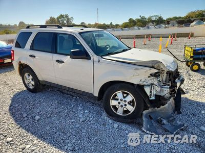 Czwarte zdjęcie samochodu z boku: 2010 FORD ESCAPE XLT VIN:1FMCU0D7XAKC31109 - miniatura