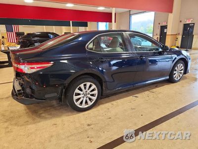 Trzecie zdjęcie samochodu z tyłu: 2018 TOYOTA CAMRY LE VIN:4T1B11HK4JU678547 - miniatura
