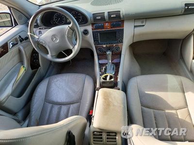 Zdjęcie 8 z 12 samochodu: 2006 MERCEDES-BENZ C 280 4MATIC VIN:WDBRF92H46F824729 - miniatura