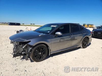 2026 TOYOTA CAMRY SE 4T1DAACK0TU700952 - główne zdjęcie licytacji z USA - miniatura