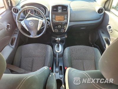 Zdjęcie 8 z 12 samochodu: 2018 NISSAN VERSA SV VIN:3N1CN7AP5JL804885 - miniatura