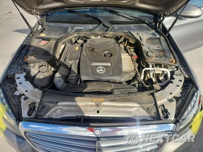 Zdjęcie 11 z 12 samochodu: 2015 MERCEDES-BENZ C 300 VIN:55SWF4JB4FU045323 - miniatura