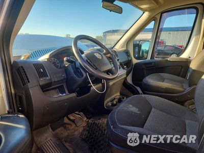 Zdjęcie 8 z 13 samochodu: 2017 RAM PROMASTER 2500 2500 HIGH VIN:3C6TRVDG1HE524498 - miniatura