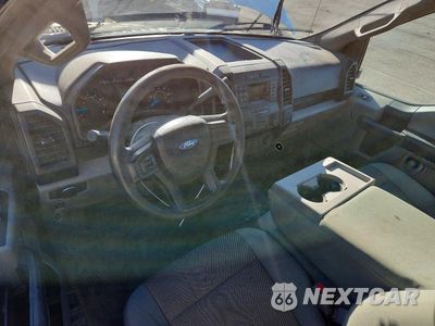 Zdjęcie 8 z 12 samochodu: 2015 FORD F150 VIN:1FTMF1C81FKD61614 - miniatura