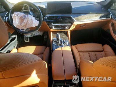 Zdjęcie 8 z 13 samochodu: 2022 BMW 540 XI VIN:WBA73BJ09NWX46920 - miniatura