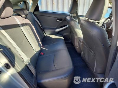 Zdjęcie 10 z 13 samochodu: 2011 TOYOTA PRIUS FOUR VIN:JTDKN3DU9B5290687 - miniatura