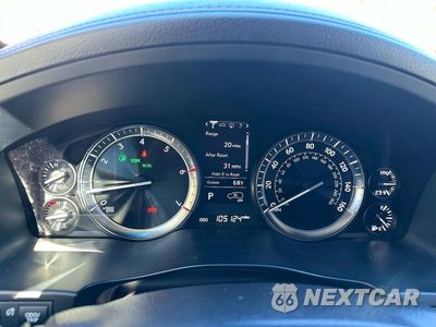 Zdjęcie 8 z 13 samochodu: 2017 LEXUS LX 570 VIN:JTJHY7AX9H4249978 - miniatura