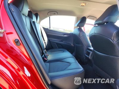 Zdjęcie 10 z 12 samochodu: 2019 TOYOTA CAMRY SE VIN:4T1B11HK7KU280878 - miniatura