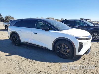 Czwarte zdjęcie samochodu z boku: 2026 LUCID MOTORS GRAVITY GRAND TOURING VIN:7UUG1GHJXTA014780 - miniatura