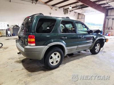 Trzecie zdjęcie samochodu z tyłu: 2001 FORD ESCAPE XLT VIN:1FMYU03111KF43404 - miniatura