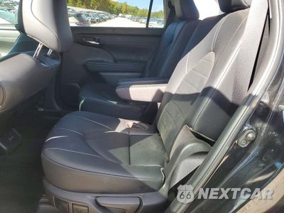Zdjęcie 11 z 13 samochodu: 2022 TOYOTA HIGHLANDER XLE VIN:5TDGZRBH2NS226086 - miniatura