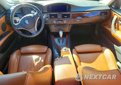 Zdjęcie 8 z 12 samochodu: 2010 BMW 335 XI VIN:WBAPL3C54AA409139 - miniatura