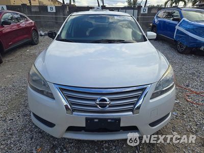 Piąte zdjęcie samochodu w środku: 2013 NISSAN SENTRA S VIN:3N1AB7AP5DL774095 - miniatura