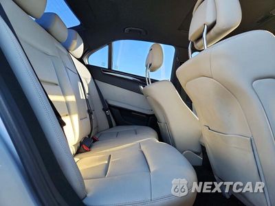 Zdjęcie 10 z 13 samochodu: 2011 MERCEDES-BENZ E 350 4MATIC VIN:WDDHF8HB9BA292773 - miniatura