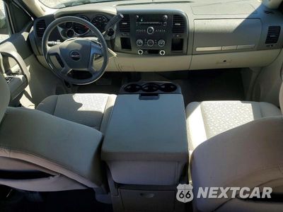 Zdjęcie 8 z 12 samochodu: 2007 GMC NEW SIERRA C1500 VIN:2GTEC13C971533679 - miniatura