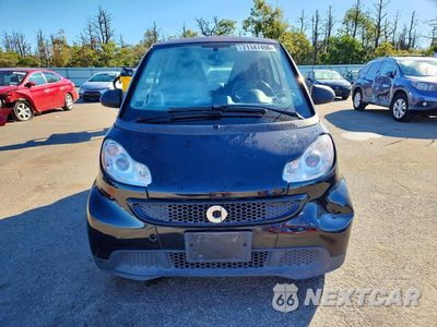 Piąte zdjęcie samochodu w środku: 2013 SMART FORTWO PURE VIN:WMEEJ3BA0DK679337 - miniatura