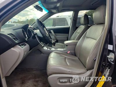 Zdjęcie 7 z 13 samochodu: 2008 TOYOTA HIGHLANDER SPORT VIN:JTEES43A082039100 - miniatura