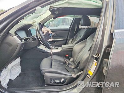 Zdjęcie 7 z 13 samochodu: 2021 BMW 330XI VIN:3MW5R7J0XM8C12092 - miniatura