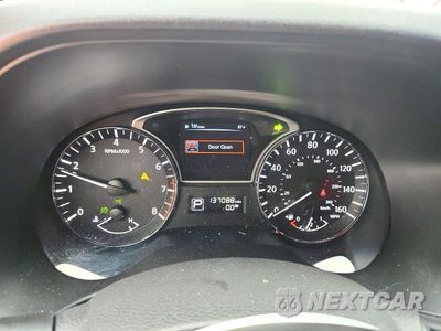 Zdjęcie 9 z 12 samochodu: 2014 NISSAN PATHFINDER SL VIN:5N1AR2MN7EC642048 - miniatura