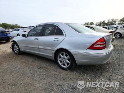 Drugie zdjęcie samochodu z przodu: 2004 MERCEDES-BENZ C 320 4MATIC VIN:WDBRF84J64F543278 - miniatura