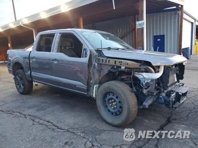 Czwarte zdjęcie samochodu z boku: 2023 FORD F150 SUPERCREW VIN:1FTFW1ED8PFB94861 - miniatura