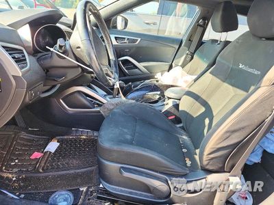 Zdjęcie 7 z 12 samochodu: 2017 HYUNDAI VELOSTER VALUE EDITION VIN:KMHTC6AD5HU324568 - miniatura