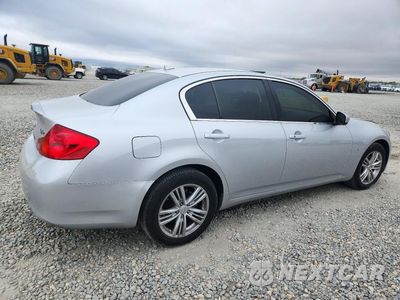 Trzecie zdjęcie samochodu z tyłu: 2015 INFINITI Q40 BASE VIN:JN1CV6AR5FM523985 - miniatura