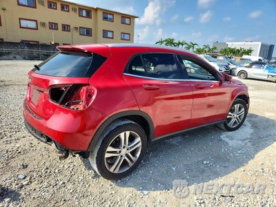 Trzecie zdjęcie samochodu z tyłu: 2016 MERCEDES-BENZ GLA 250 VIN:WDCTG4EB5GJ208139 - miniatura