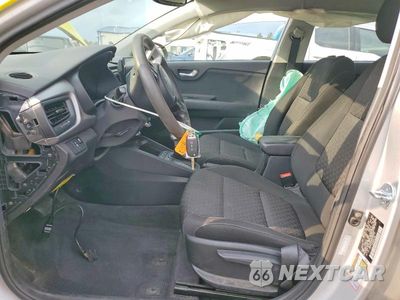 Zdjęcie 7 z 12 samochodu: 2023 KIA RIO S VIN:3KPA25AD8PE560735 - miniatura
