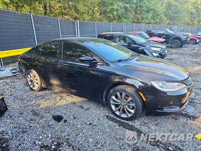 Czwarte zdjęcie samochodu z boku: 2015 CHRYSLER 200 S VIN:1C3CCCBB6FN527206 - miniatura
